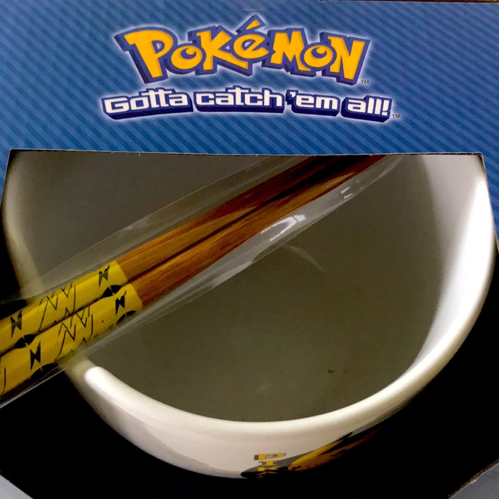 Pokémon Ceramic bowl with chopsticks